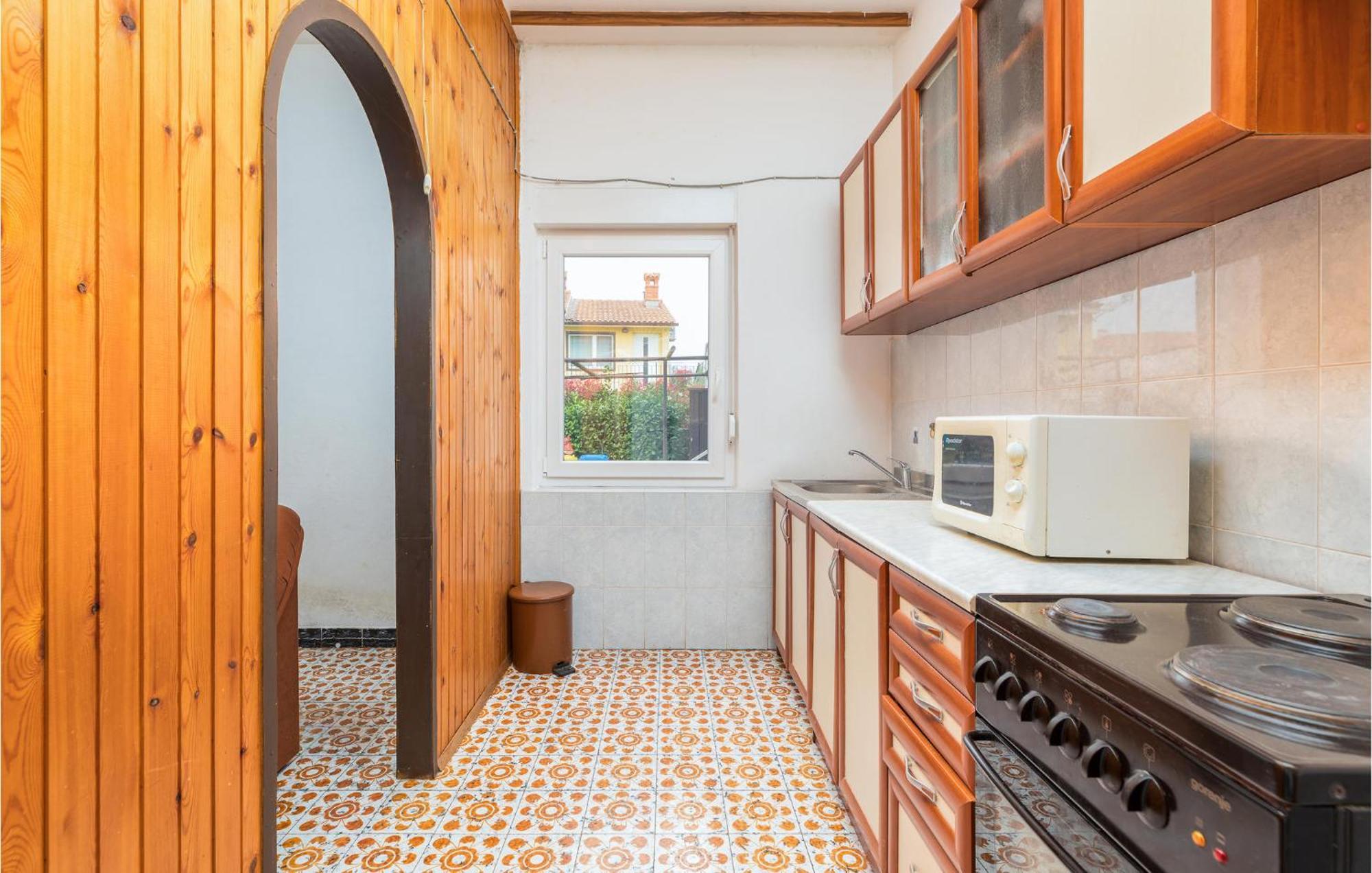 Lovely Apartment In Fazana With Kitchen Extérieur photo