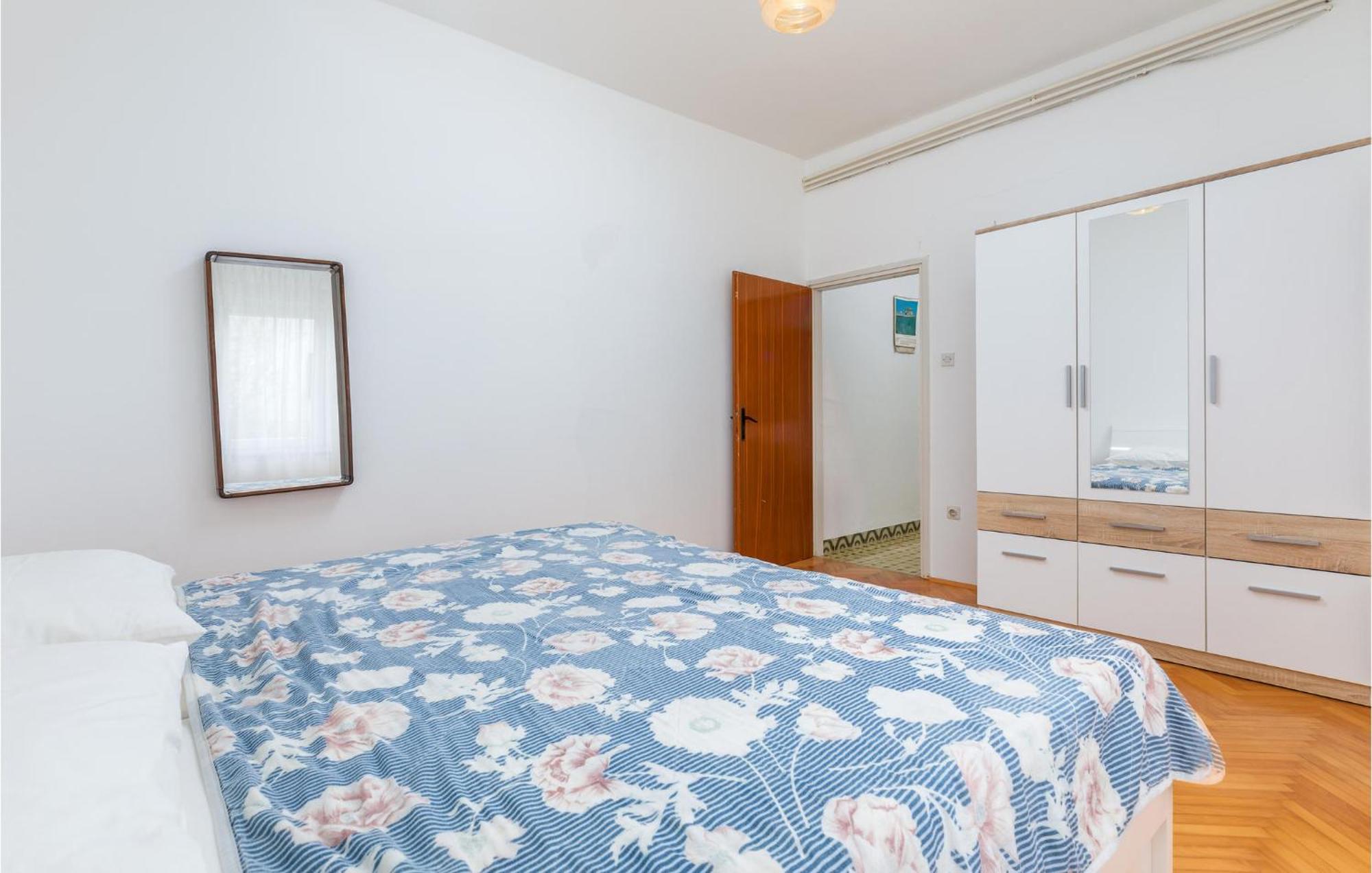 Lovely Apartment In Fazana With Kitchen Extérieur photo