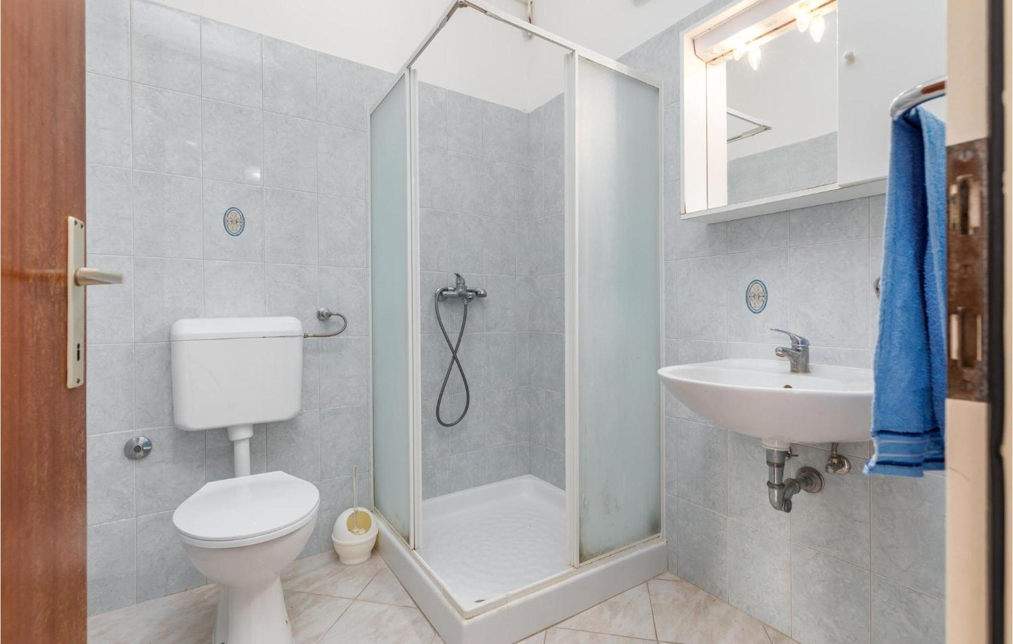 Lovely Apartment In Fazana With Kitchen Extérieur photo